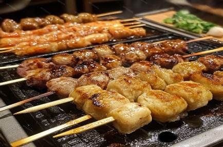 Yakitori meat skewers
