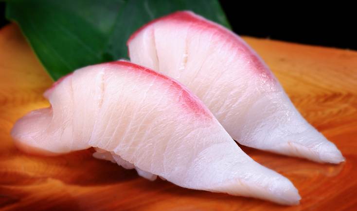 Hamachi sushi