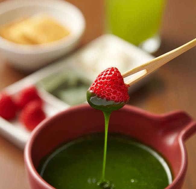Matcha fondue at Kagurazaka Saryo.