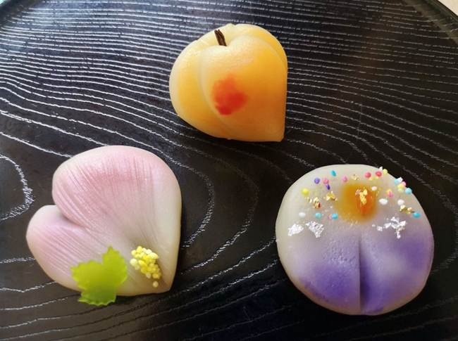 Beautiful wagashi served at the Nakajima Tea House.